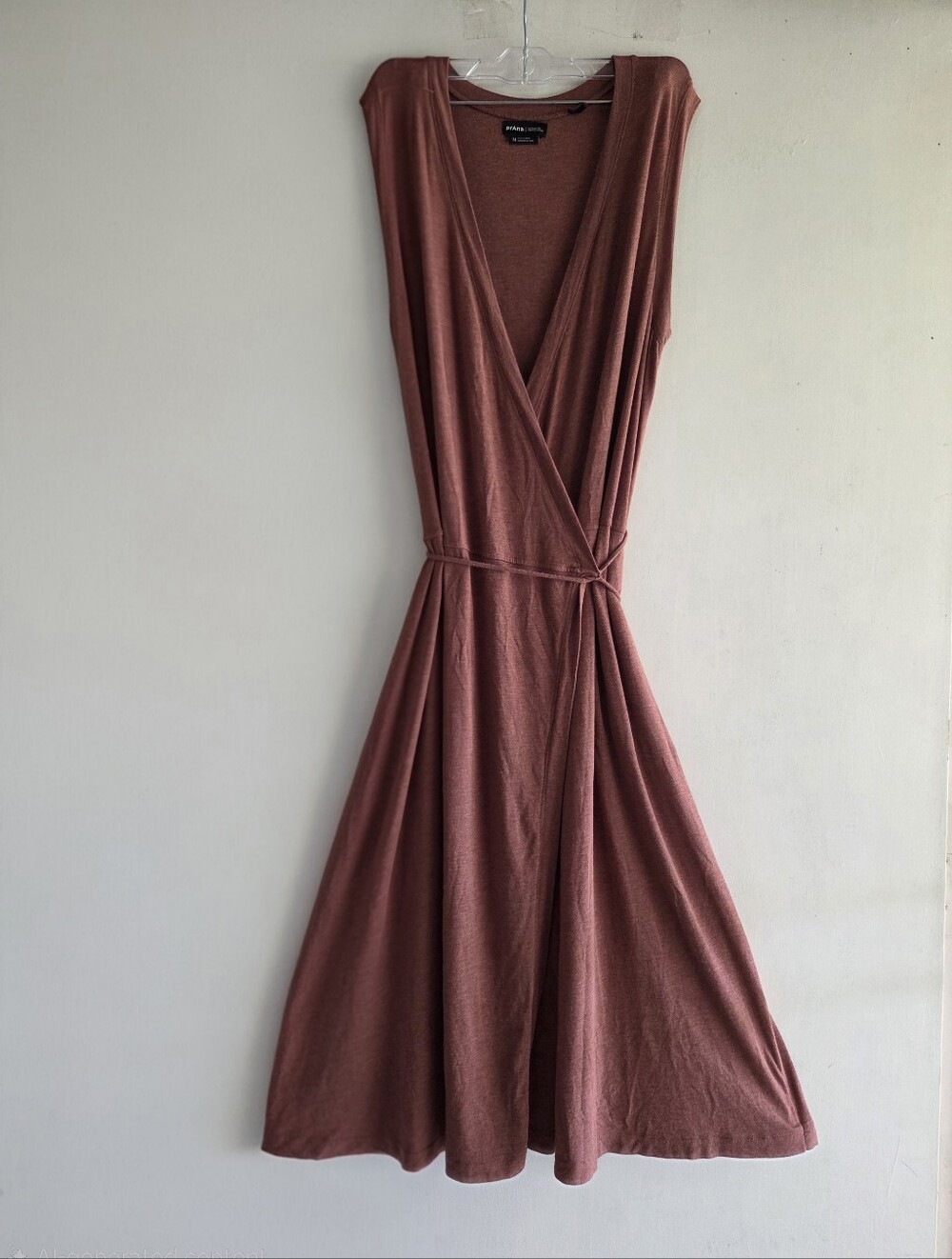 🌺 PrAna Open-Front Sleeveless Wrap Dusty Rose Mauve Brown EUC Medium Dress